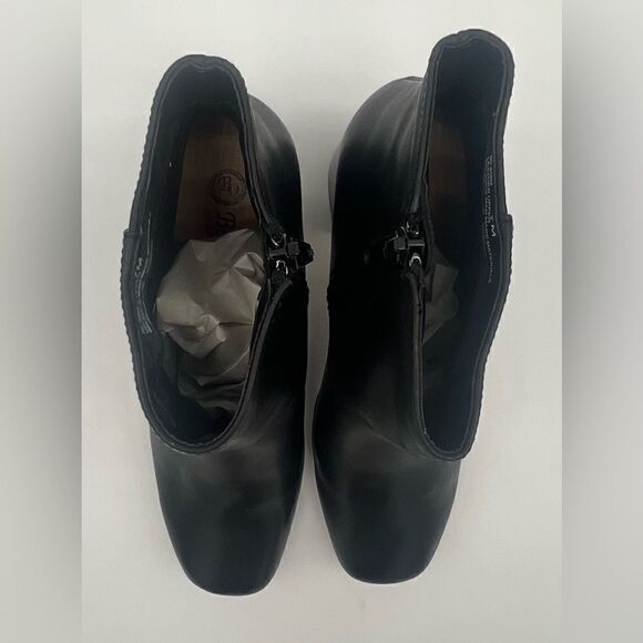 Sold on Mercari! BELLA VITA Women's Wilma Square Toe Ankle Boots Black Size 7 - Picture 5 of 11